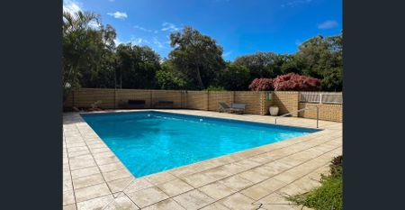 FURNISHED UNIT WITH STUNNING OCEAN VIEWS - Photo 5