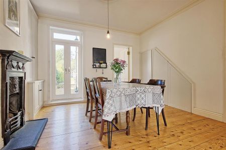 3 bedroom terraced house to rent - Photo 3