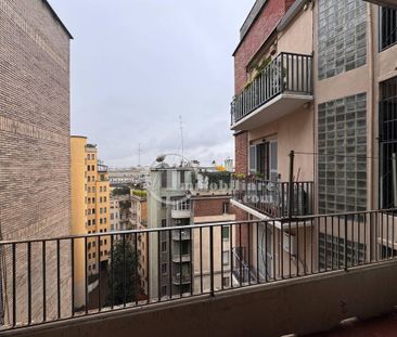 Via Giuseppe Marcora, Milano, Lombardy 20121 - Photo 2