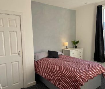 6 bedroom house to rent - Photo 4