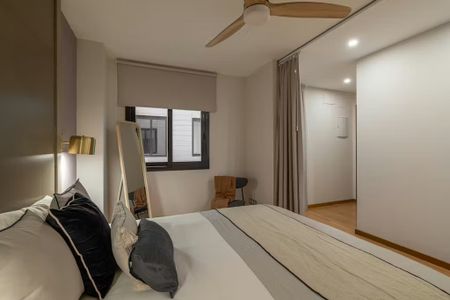 Calle de Sicília, Barcelona, Catalonia 08013 - Photo 5