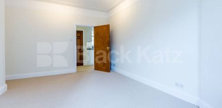 3 Bedroom, 2 bath, 1 reception Flat - Photo 4