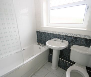 Main Street, Spacious 2 Bed Unfurnished Maisonette Apartment, Barrh... - Photo 4