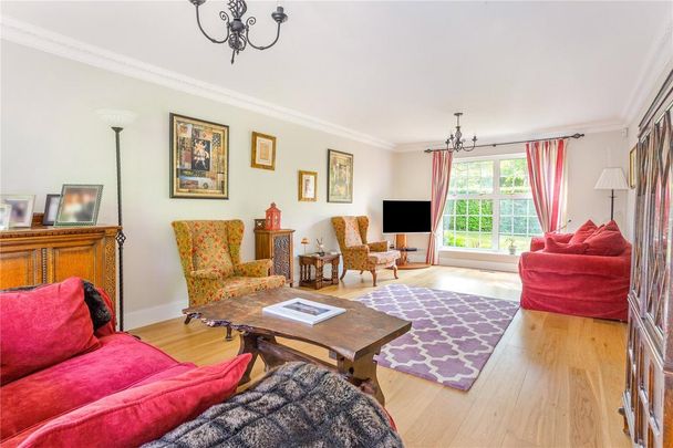 5 bedroom detached house to rent - Photo 1