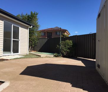 Convenience location Accommodation / Granny flat - Photo 6