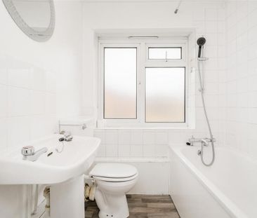 2 bedroom duplex to rent - Photo 3