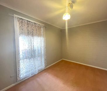 14 YACCA STREET, WHYALLA STUART SA 5608 - Photo 4