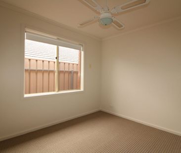 Neat & Tidy 3-Bedroom Home. - Photo 3