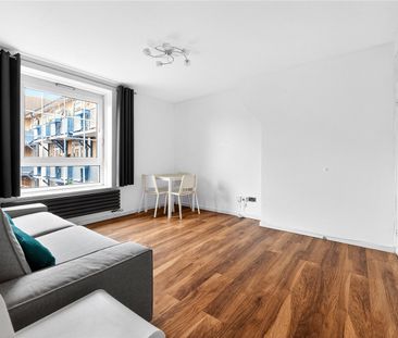 Limehouse Causeway, London, E14 8AD - Photo 4