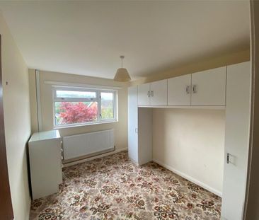 3 bedroom bungalow to rent - Photo 3