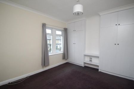 2 bedroom terraced house to rent - Photo 4