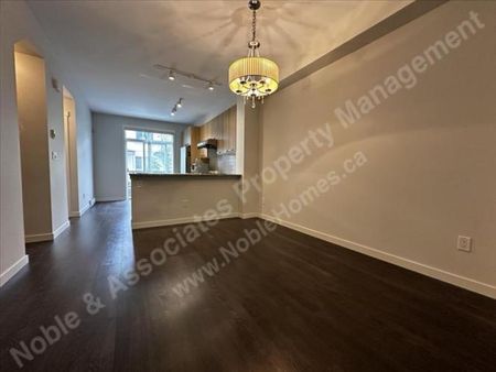 8XXX 164 Street 30 Surrey - Photo 4