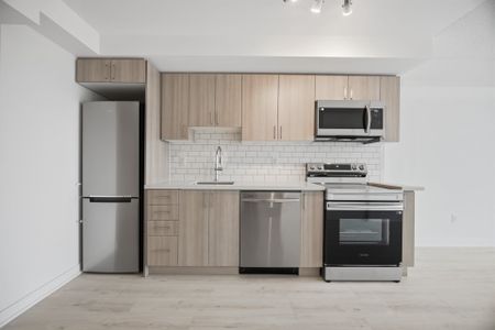 For Lease - 1010 Sandy Beach Road Unit# 2307, Pickering, Ontario - Photo 3