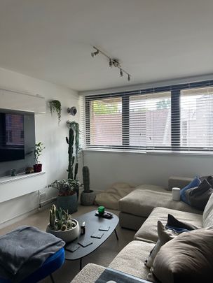 1 Bed Flat, Harford House, W11 - Photo 1