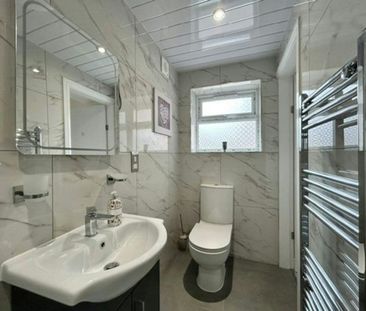 Page Hall Road, Sheffield, S4 - Photo 2