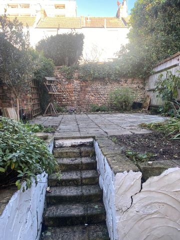 1 Bed Flat, Livingstone Road, BN3 - Photo 5