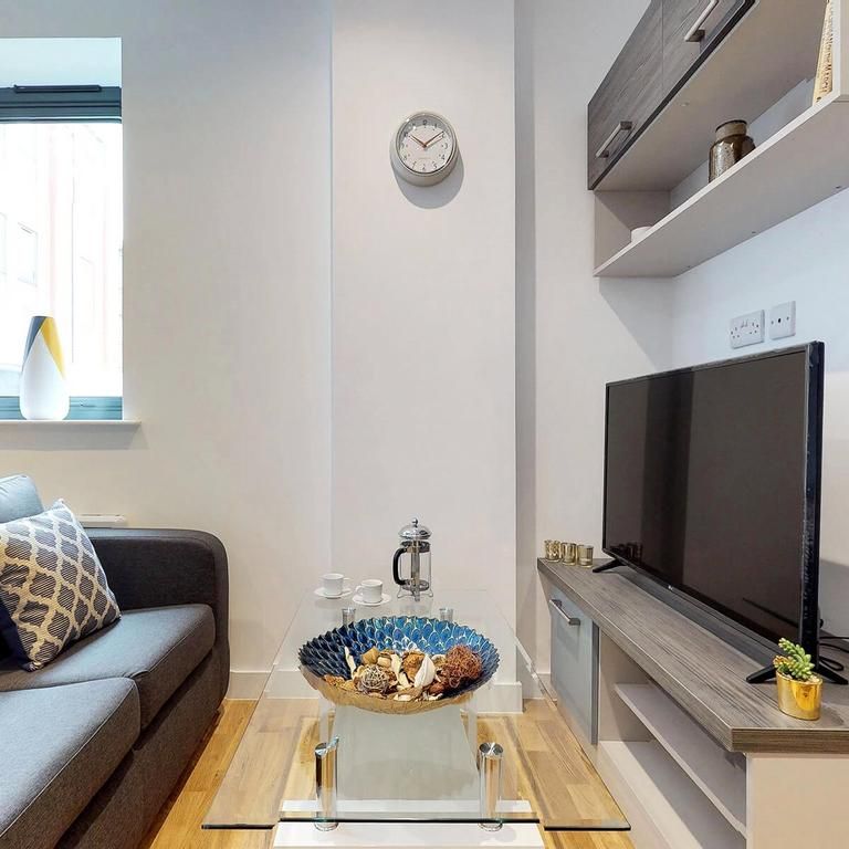 Studio to rent - Photo 1