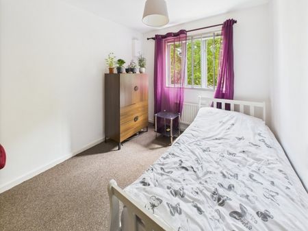 Vicarage Way, Colnbrook, Berkshire,SL3 - Photo 3