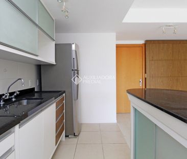 Apartamento com 2 quartos e 66m² para alugar em Jardim Europa, Port... - Photo 5
