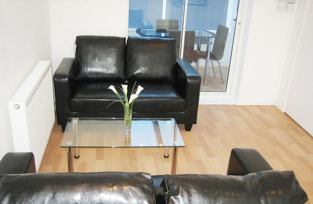 5 bedroom terraced house to rent - Photo 1