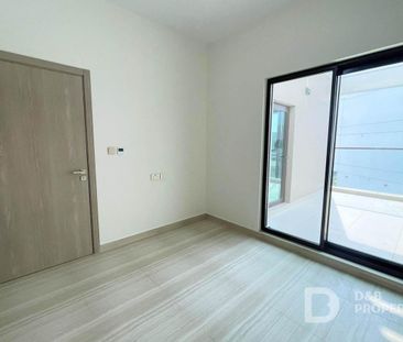 Brand New | Close To Exit | Contemporary Design - Photo 4