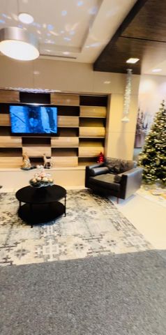 For Lease - 339 Rathburn Road Unit# 818, Mississauga, Ontario - Photo 2