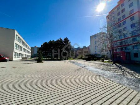 Pronájem bytu 2+kk 43,83 m - Fotografie 4