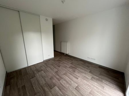 Location Appartement 1 pièce 18m² FRANQUEVILLE ST PIERRE 76520 - Photo 2