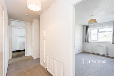 2 bedroom apartment to rent - Photo 4