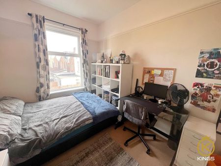 5 bedroom terraced house to rent - Photo 5