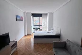 Calle Ladera de los Almendros, Madrid, Community of Madrid 28032