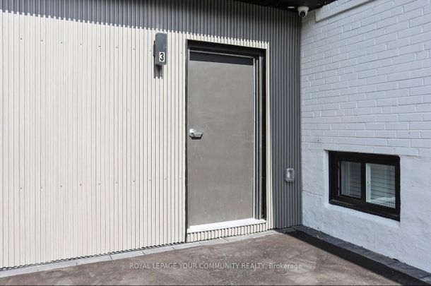 For Lease - 12 Kemano Street Unit# Unit 3, Aurora, Ontario - Photo 1