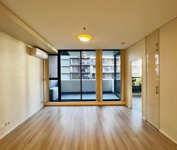 Fully Furnished / Spacious & Convenient 2 bedroom fully furnished a... - Photo 3