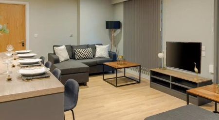 Premium 4 Bed Ensuite - Photo 5