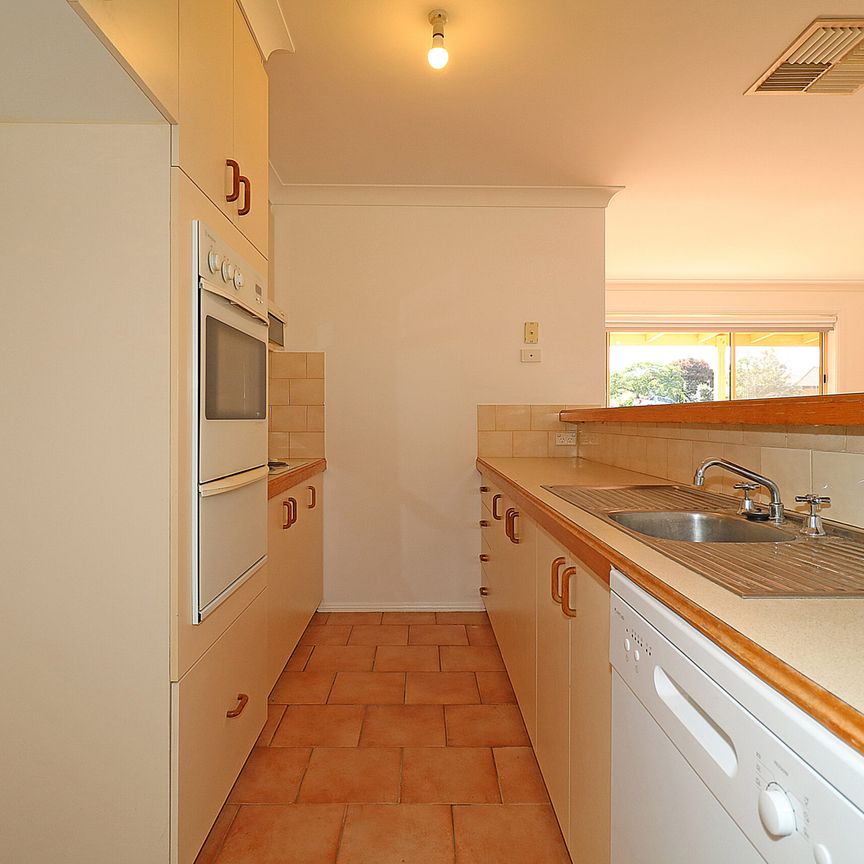 12 Canola Place, Estella NSW 2650 - Photo 1