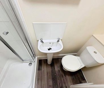 1 bedroom property to rent - Photo 6