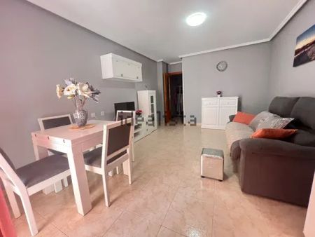 Alquiler de piso en Calle Monteagudo, 13 - Photo 2