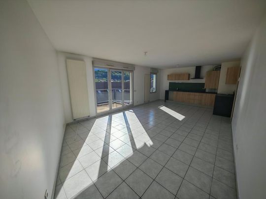 Location Appartement 3 pièces 63m² RUMILLY 74150 - Photo 1