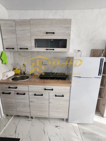 Inchiriez cameră în zona Casa Sindicatelor - Fotografie 4