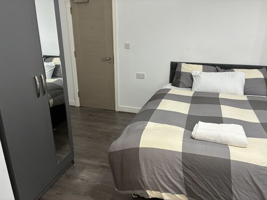 Studio Flat, Westminster Road, CV1 - Photo 1