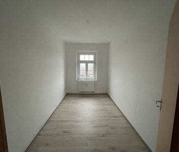 Sie haben Ihre Möbel, wir Ihre Wohnung - Foto 2