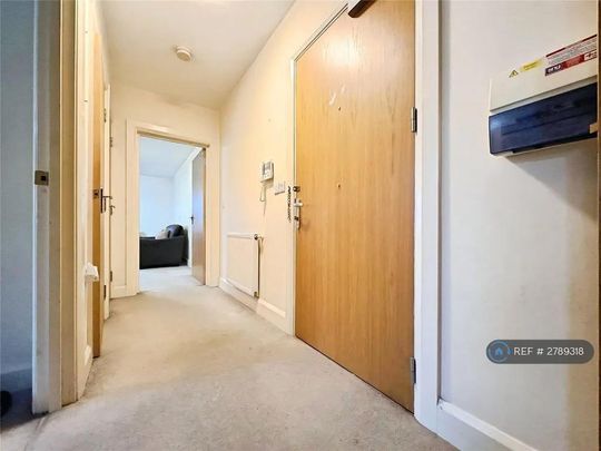 2 bedroom flat to rent - Photo 1