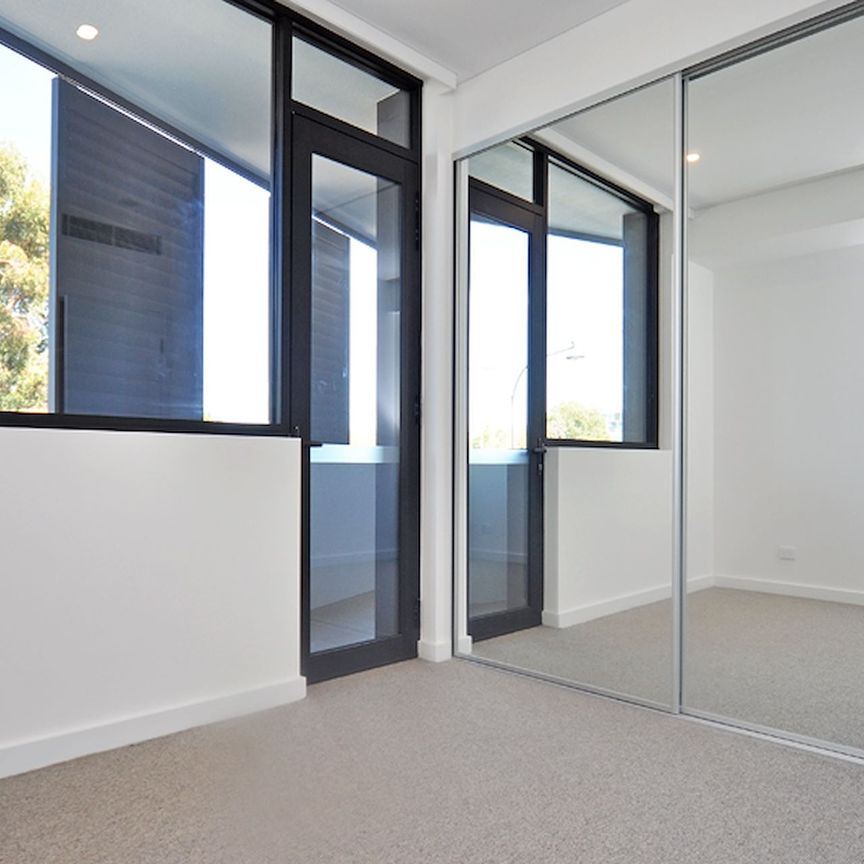 103/1 Davies Road, - Photo 1