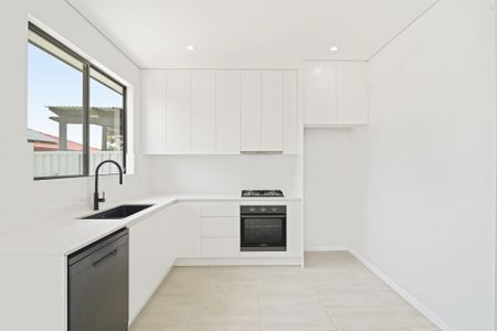 Brand New 2-Bedroom Granny Flat In Prime Location - Photo 5