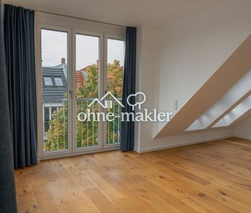 Penthouse-Maisonette-Wohnung mit 18m² Dachterrasse, EBK und begehba... - Photo 1