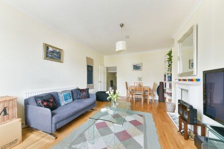 2 bedroom flat to rent - Photo 4