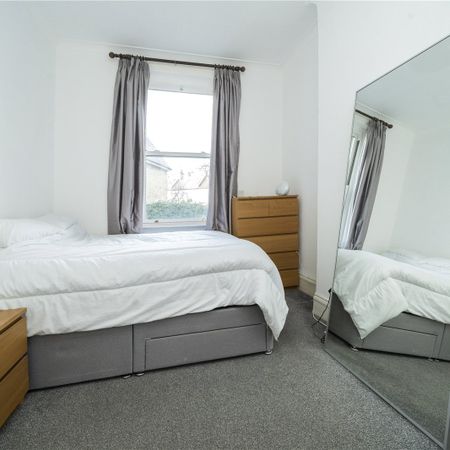 Netherwood Road, Brook Green, W14, London - Photo 3