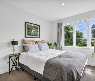 Renovated Cottage in Park-Side Location - Photo 5