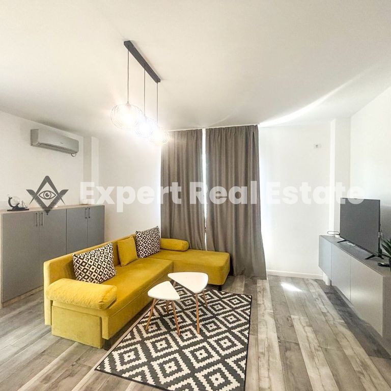 APARTAMENT MODERN 2 CAMERE-CENTRAL-OTOPENI - Photo 1