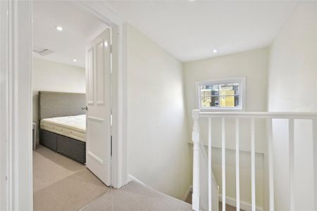 2 bedroom flat in Belgravia - Photo 2